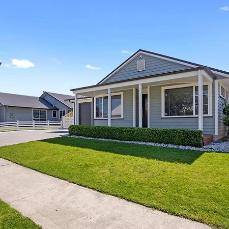 Sky Blue Retreat - Waihi Beach Holiday Home Exterior foto