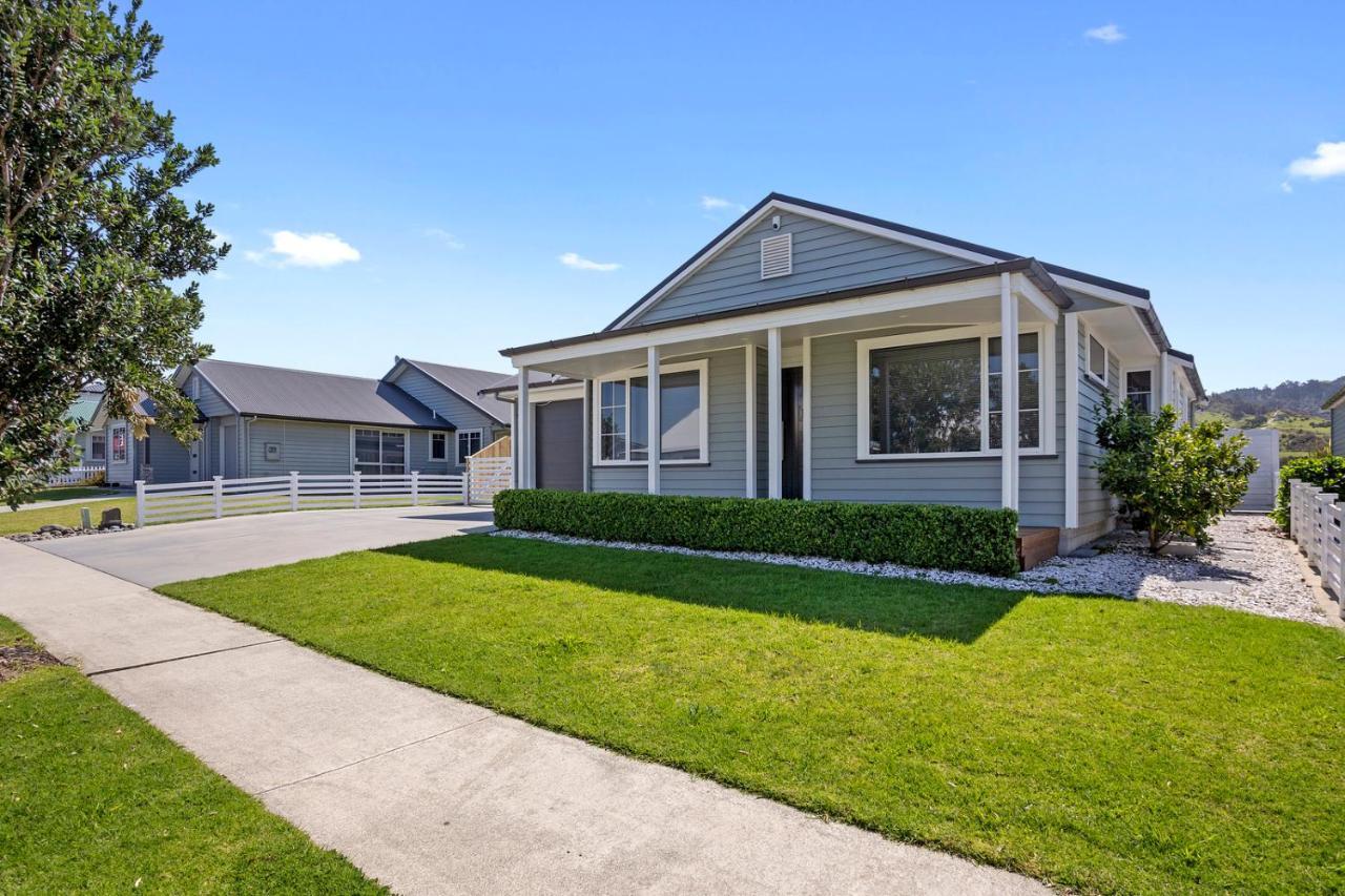 Sky Blue Retreat - Waihi Beach Holiday Home Exterior foto