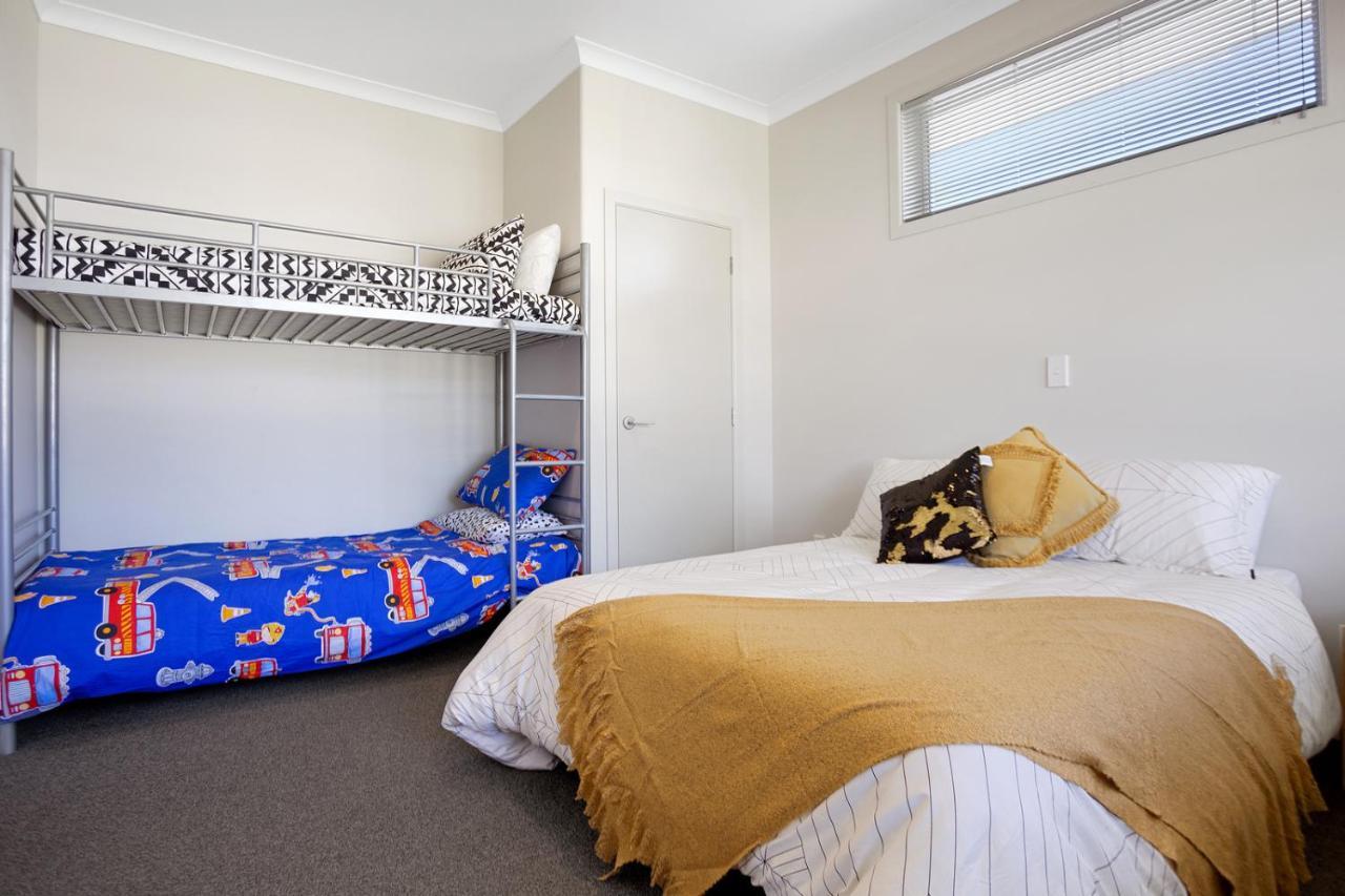 Sky Blue Retreat - Waihi Beach Holiday Home Exterior foto