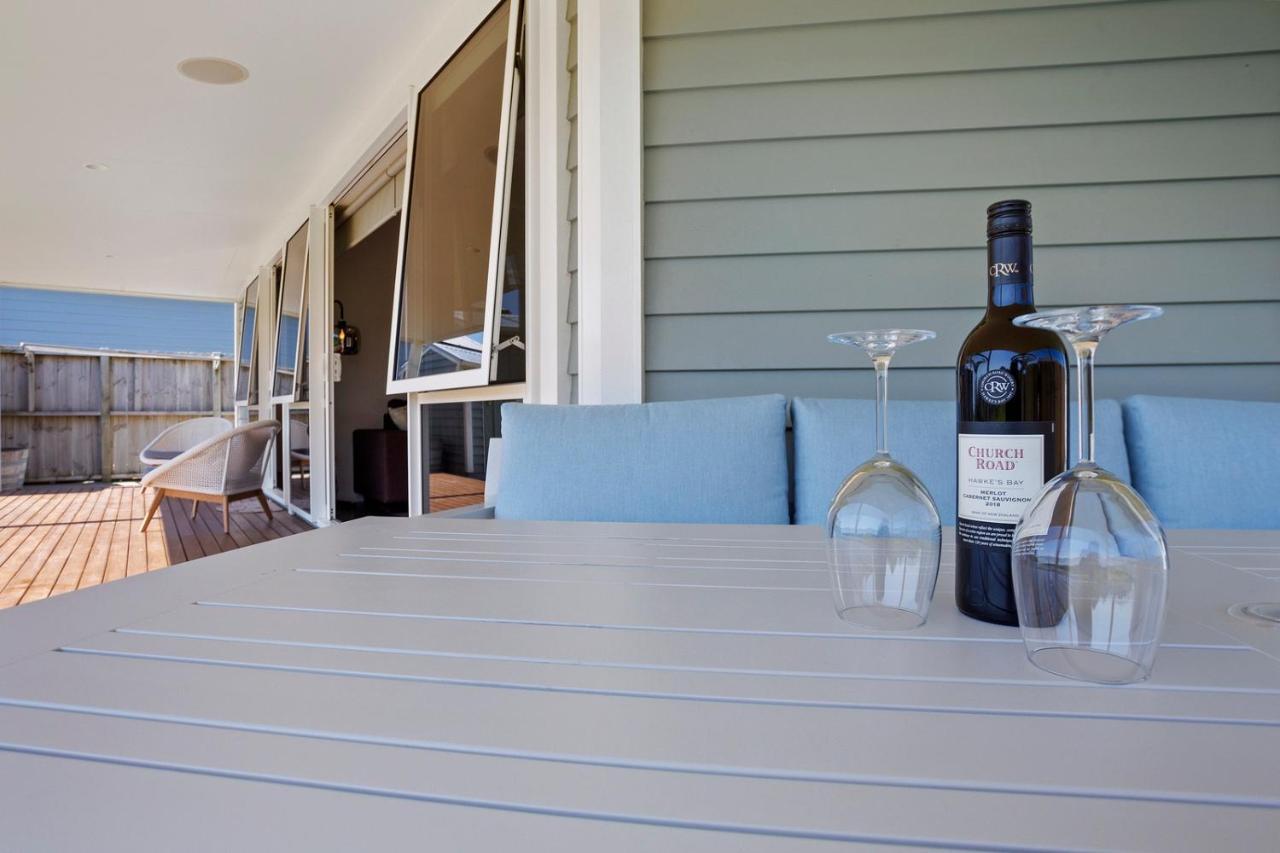 Sky Blue Retreat - Waihi Beach Holiday Home Exterior foto